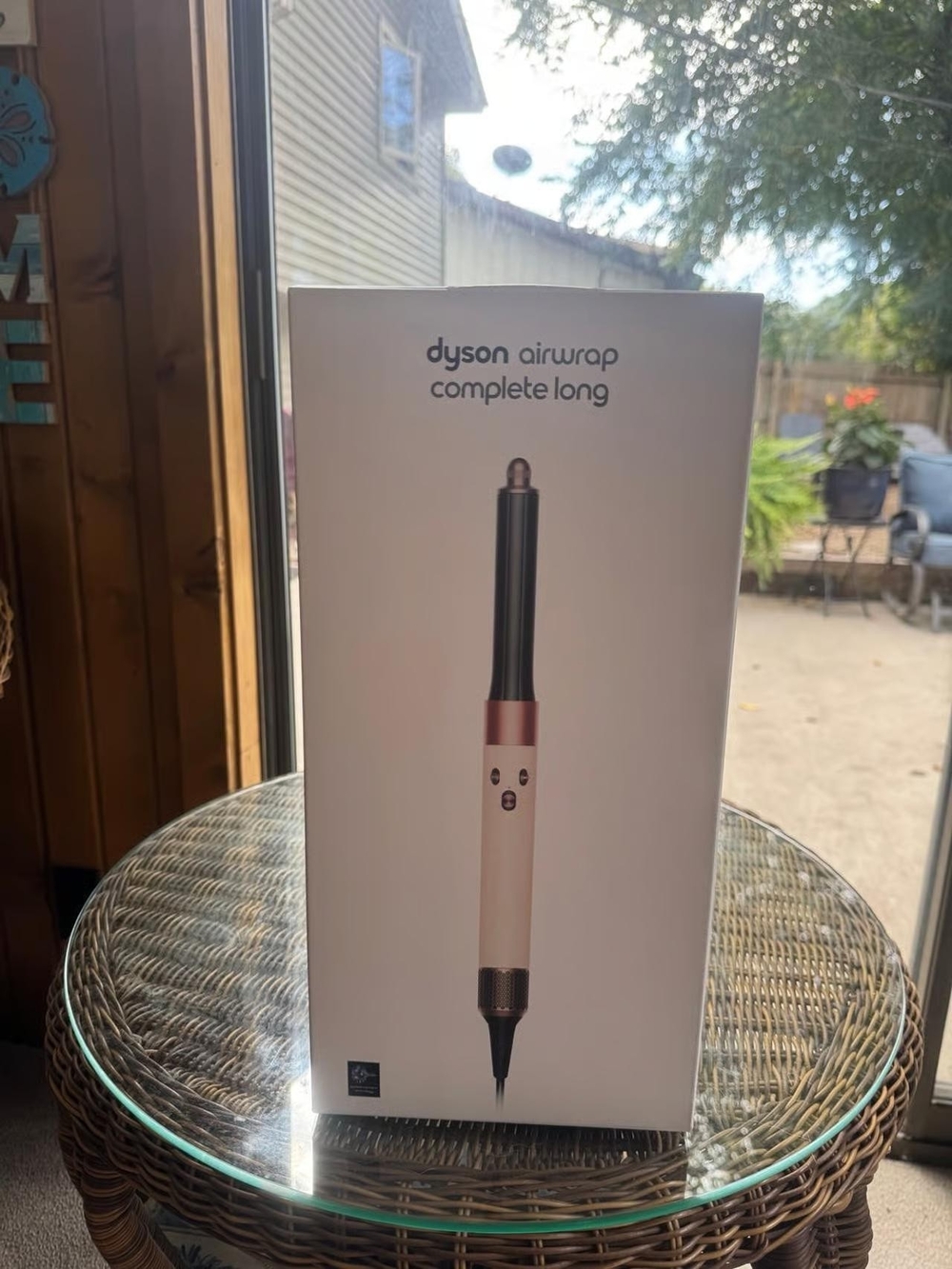 New in sealed box Ceramic Pink and Rose Gold Dyson Airwrap Multi-Styler